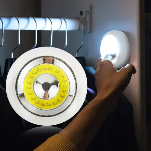 Портативный LED светильник One tap Atomic Beam Tap Light - фото 7