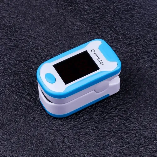 Портативный пульсоксиметр на палец Pulse oximeter bl-230 на батарейках – проверка насыщения крови кислородом - фото 2