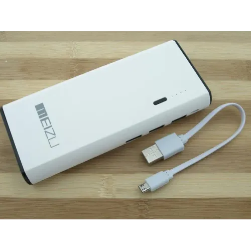 Power bank Meizu 30000 mAh 3 USB + LED фонарь - фото 6