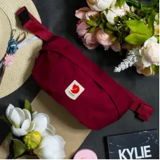 Шведська сумка на пояс Fjällräven Ulvö Hip Pack Medium Original бананка, унісекс, різні кольори (lava Red) Бордовий
