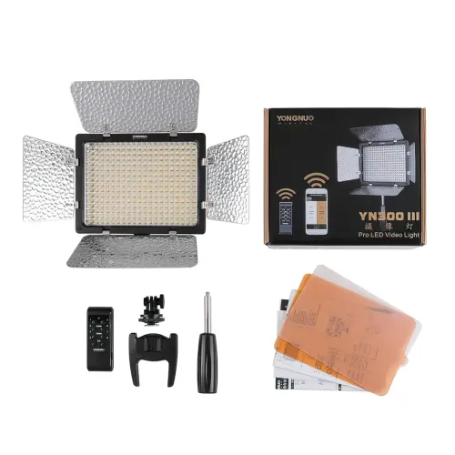 Постоянный студийный свет Yongnuo YN-300 III, LED панель, от 3200-5500K, 18 Вт, 2280 лм, 300 диодов - фото 8