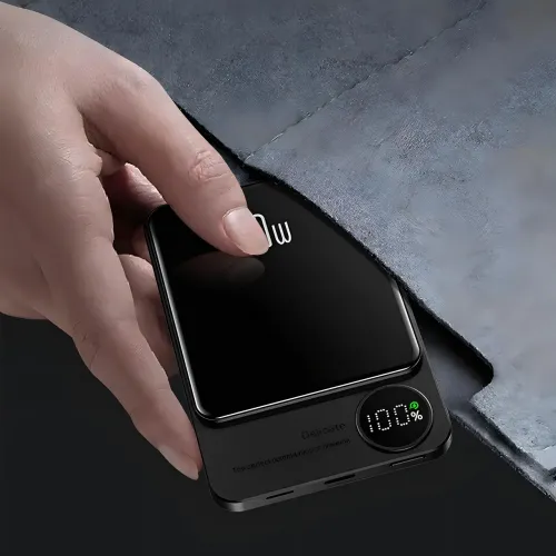Магнитная беспроводная зарядка, PowerBank Q9 10000mAh с технологией MagSafe, дисплей с индикацией заряда - фото 9