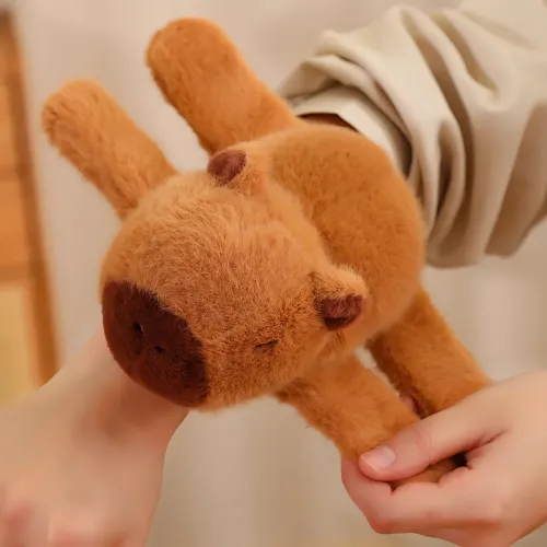 Игрушка с креплением на запястье, плюшевая капибара 21 см - фото 3