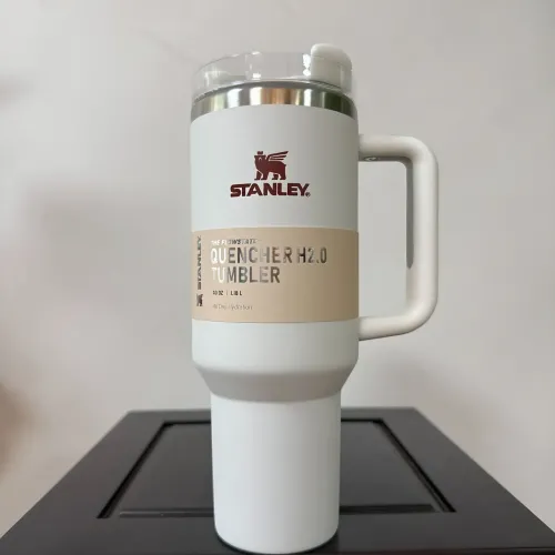 Термокружка-термос Stanley 1200 мл с ручкой и крышкой-поилкой с трубочкой, вакуумная термочашка из нержавеющей стали Белый